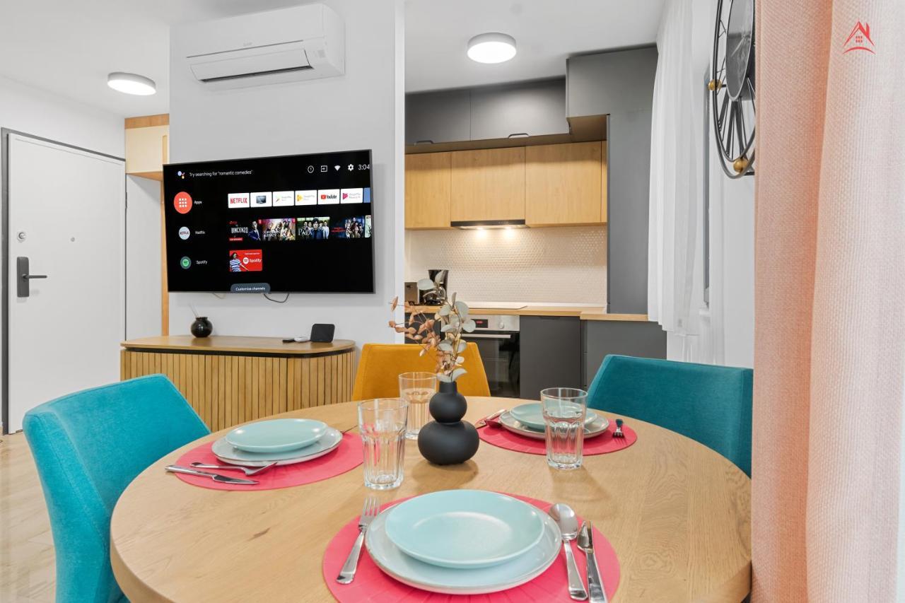 Apartament Opera Residence - Cismigiu, Eroilor, Free Private Parking Бухарест Экстерьер фото