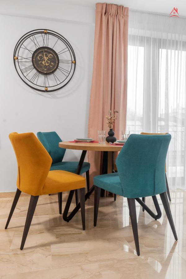 Apartament Opera Residence - Cismigiu, Eroilor, Free Private Parking Бухарест Экстерьер фото