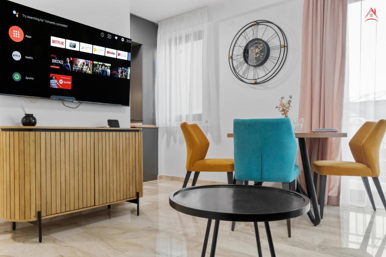 Apartament Opera Residence - Cismigiu, Eroilor, Free Private Parking Бухарест Экстерьер фото