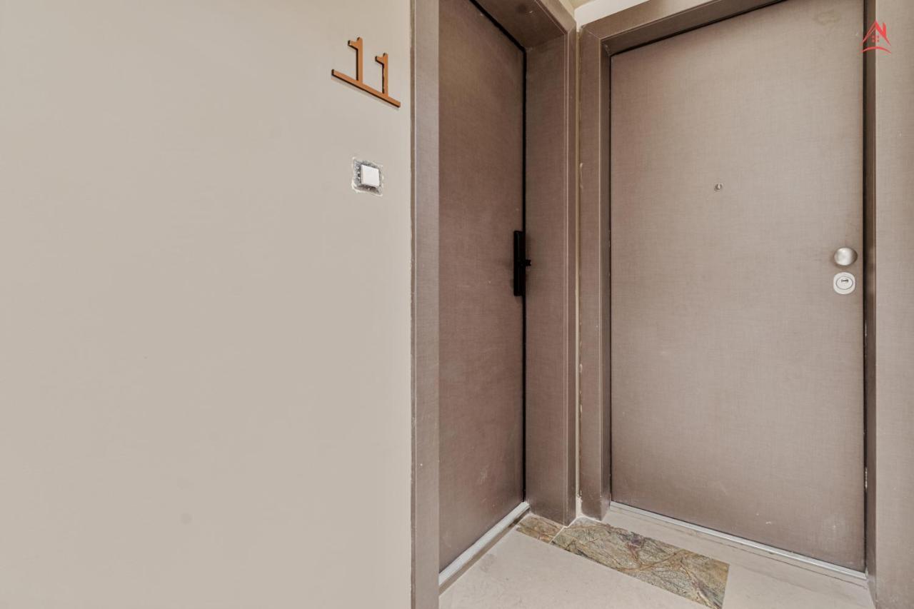 Apartament Opera Residence - Cismigiu, Eroilor, Free Private Parking Бухарест Экстерьер фото