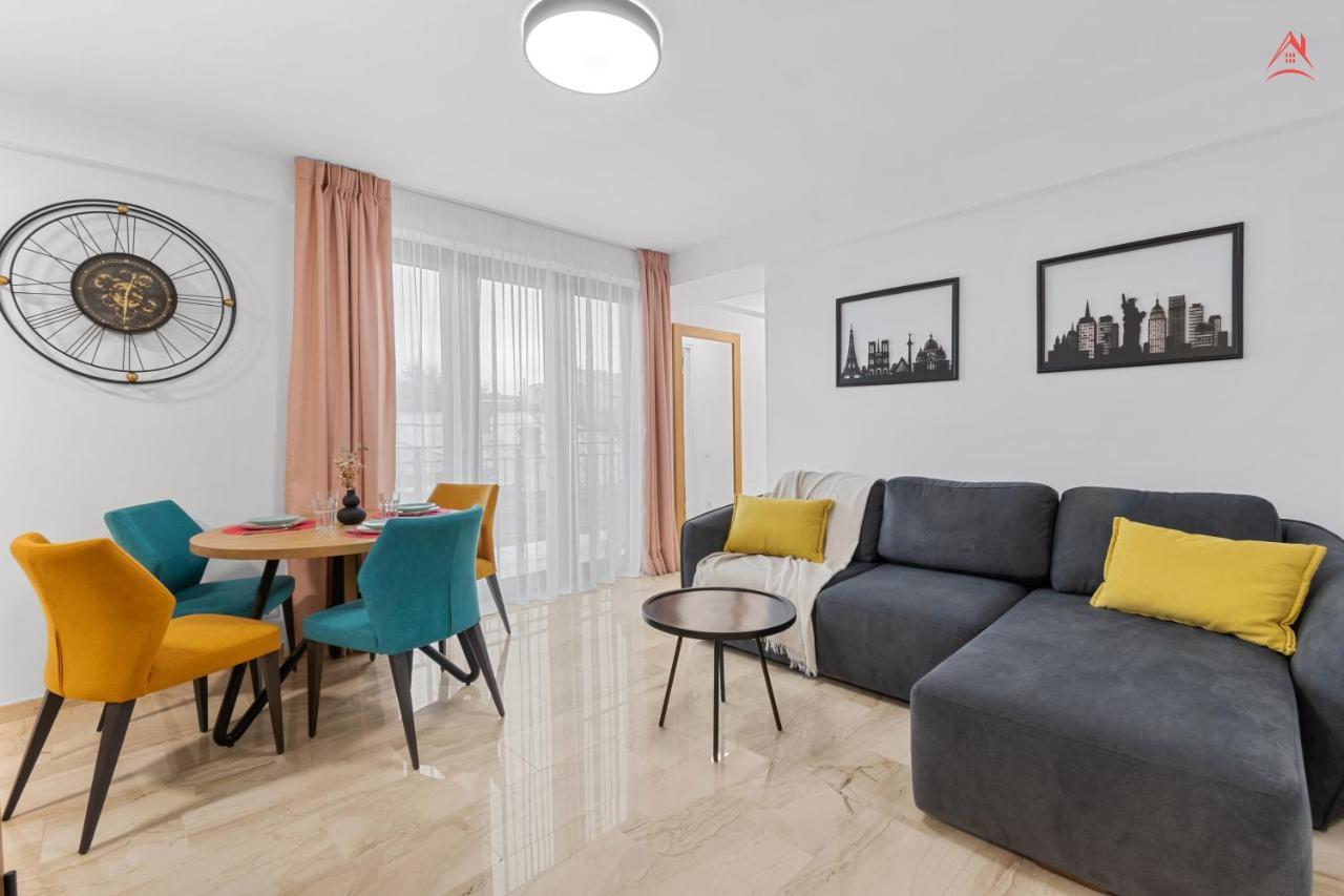 Apartament Opera Residence - Cismigiu, Eroilor, Free Private Parking Бухарест Экстерьер фото